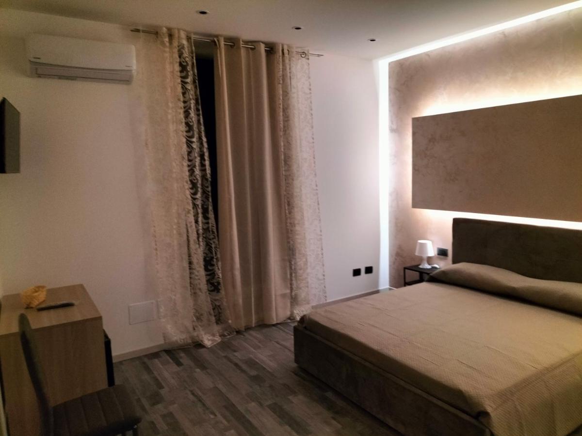 Santiago Rooms Caltagirone Eksteriør billede